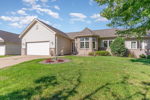 808 Aurora Cir, Red Wing, MN, 55066-1322 | Card Image
