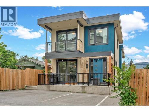 102-436 Pickering St, Penticton, BC, V2A4H2 | Card Image