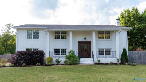 8009 Navios Dr Se, Huntsville, AL, 35802-4041 | Card Image