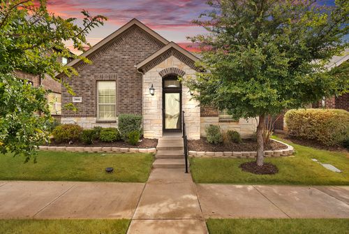 7001 Dandelion Dr, Aubrey, TX, 76227-5578 | Card Image