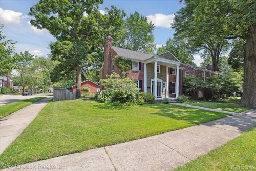 4024 Cumberland Rd, Berkley, MI, 48072-1674 | Card Image