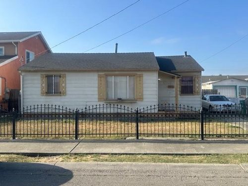 282 Tunis Rd, Oakland, CA, 94603-1062 | Card Image