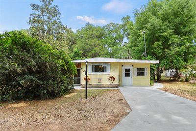 1007 Aloha Way, House other with 2 bedrooms, 2 bathrooms and null parking in Lady Lake FL | Image 1