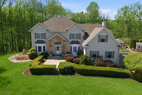 6 Farm Creek Rd, Fredon Twp, NJ, 07860-5067 | Card Image