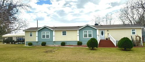 706 11th St, San Leon, TX, 77539-2666 | Card Image