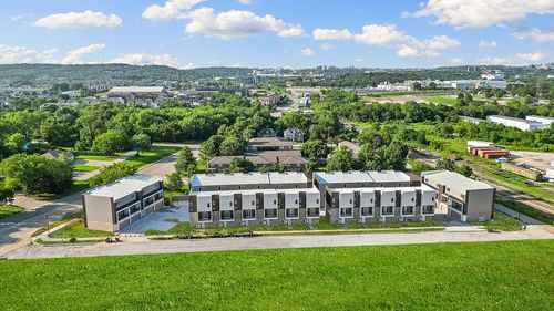 101-104-1982 S Razorback Rd, Fayetteville, AR, 72701 | Card Image