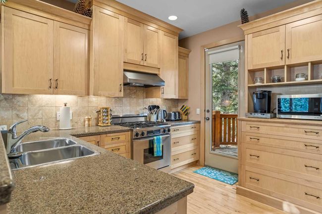 4 - 124 Silvertip Ridge, Home with 4 bedrooms, 3 bathrooms and 4 parking in Canmore AB | Image 10