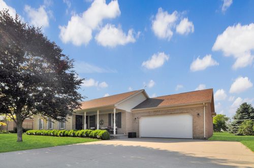 23 Summerfield Dr, Arcanum, OH, 45304-1427 | Card Image