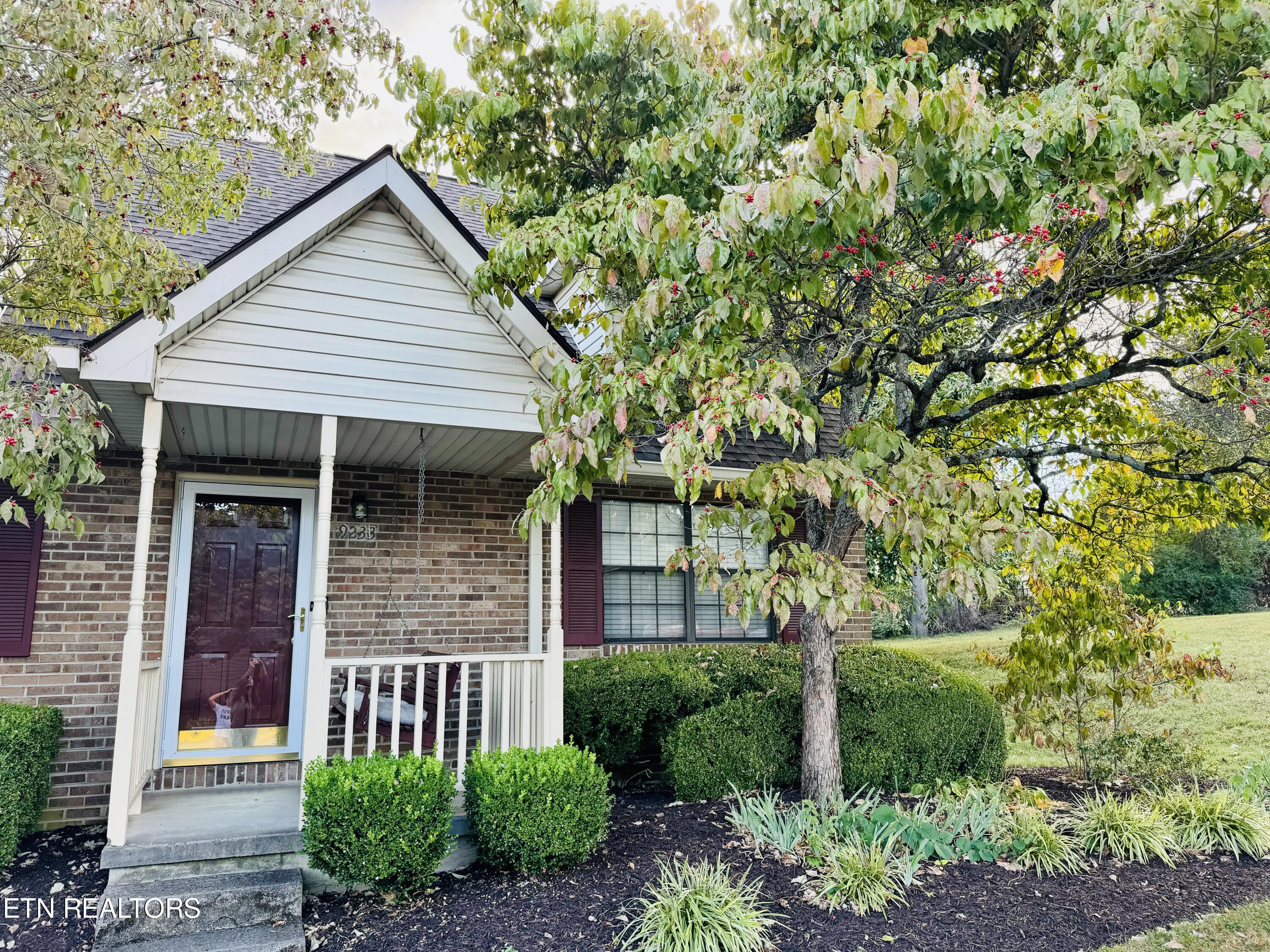 Shady Bend Ln, Knoxville, TN 37922