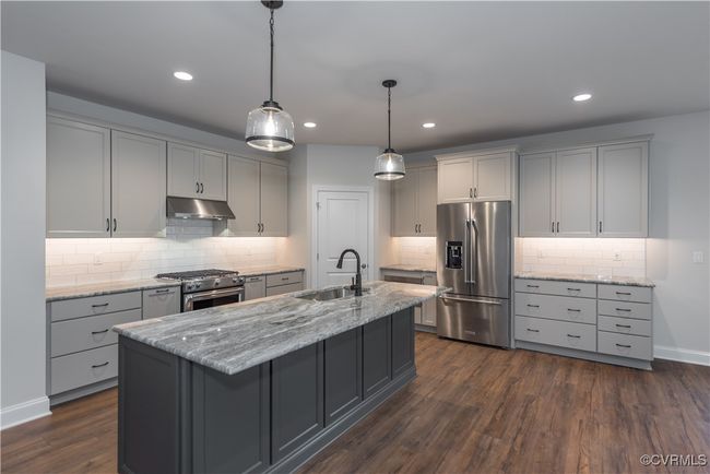 Interior photos of similar home in the community and may demonstrate optional finishes. | Image 9
