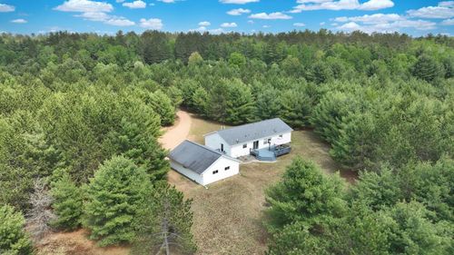 4669 Dyer Rd, Eagle River, WI, 54521-8451 | Card Image