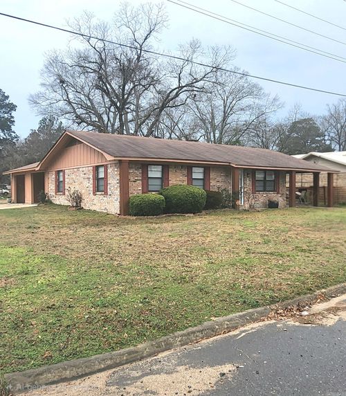 400 N Pine St, Junction City, AR, 71749-9322 | Card Image