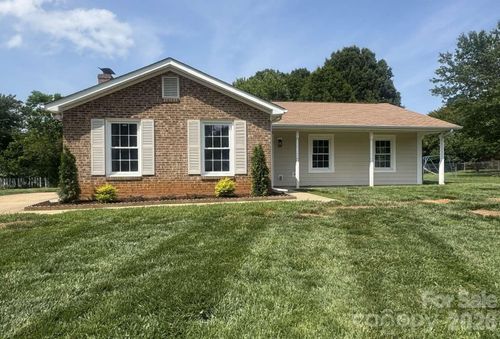 9113 Darius Ct, Charlotte, NC, 28227-3203 | Card Image