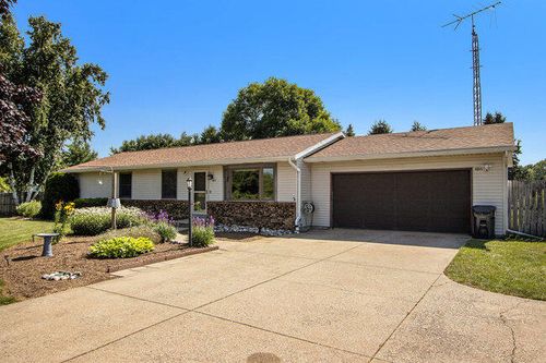 8841 S 12th Street, Portage, MI, 49024 | Card Image