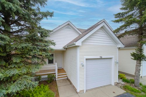 70 Spinnaker Dr, Manistee, MI, 49660-1443 | Card Image