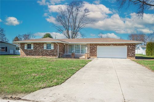 1202 Holiday Dr, Effingham, IL, 62401-1736 | Card Image