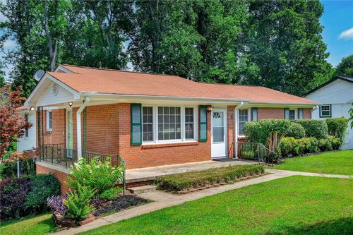 8 Glen Haven Ct, Greenville, SC, 29611-2040 | Card Image