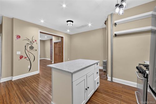 4a-237 W 135th St, New York, NY, 10030-2873 | Card Image