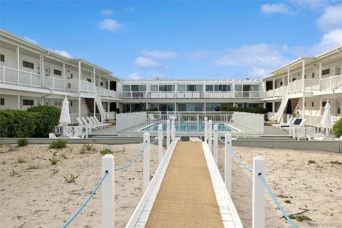 17b-281 Dune Rd, Westhampton Beach, NY, 11978-2925 | Card Image