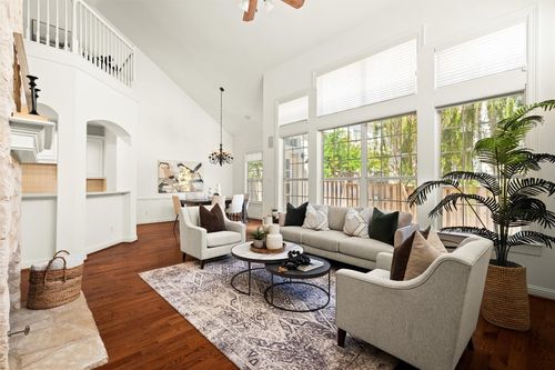a2-3805 Tonkawa Trl, Austin, TX, 78756-3915 | Card Image