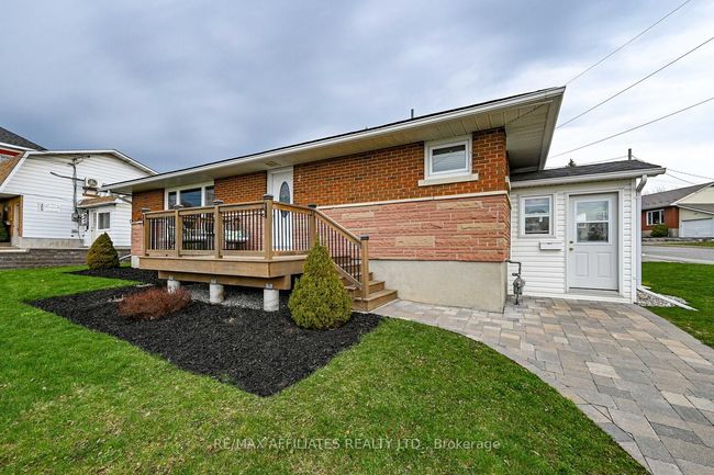 2 Philip St, House other with 4 bedrooms, 2 bathrooms and 4 parking in Smiths Falls ON | Image 4