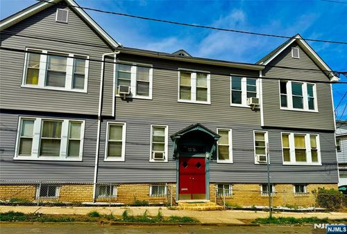 31 Lenox, Newark, NJ, 07106 | Card Image