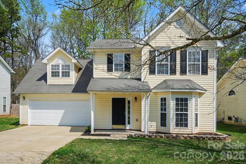 6308 Dumont Ln, Charlotte, NC, 28269-6147 | Card Image