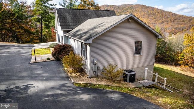 415 Knob Rd, House other with 4 bedrooms, 3 bathrooms and null parking in ELKTON VA | Image 88