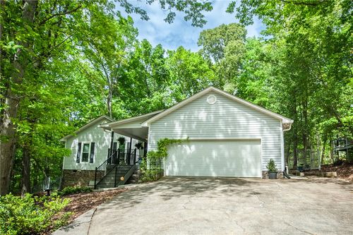 1303 South Arrowhead Drive, Westminster, SC, 29693 | Card Image