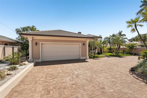 85 S Polk Dr, SARASOTA, FL, 34236-1222 | Card Image