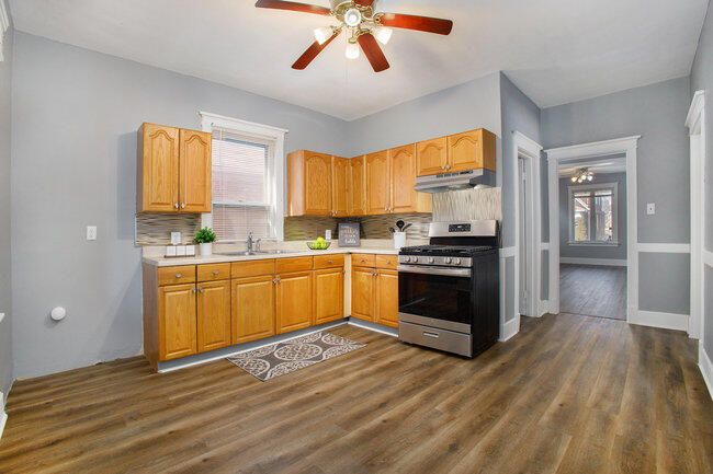 KITCHEN | Image 5