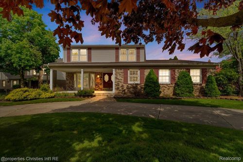 24944 Arden Park Drive, Farmington Hills, MI, 48336 | Card Image