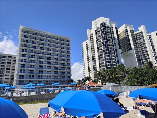 434-19201 Collins Ave, Sunny Isles Beach, FL, 33160-2202 | Card Image