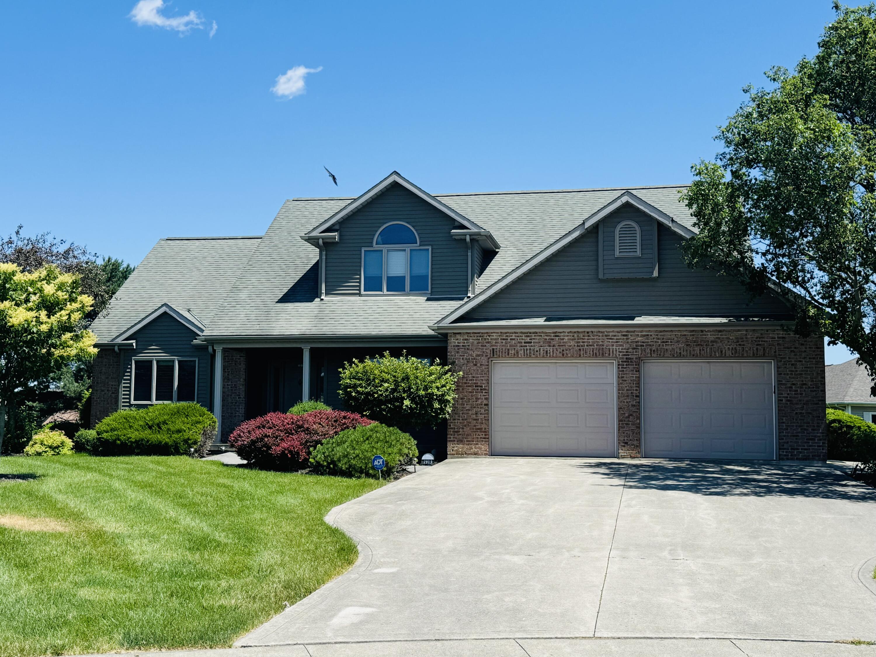 Knapke Ct, Celina, OH 45822