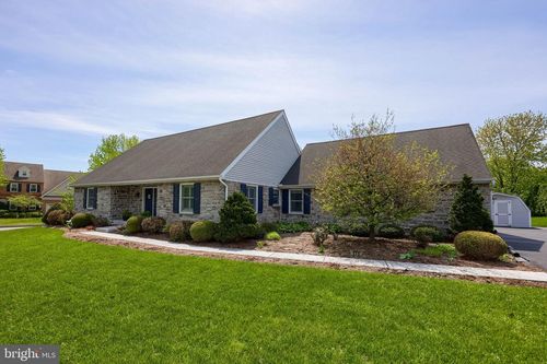 320 Highland Rd, HERSHEY, PA, 17033-2170 | Card Image
