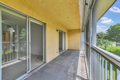 314-700 Village Green Ct, Palm Springs, FL, 33461-6521 | Card Image