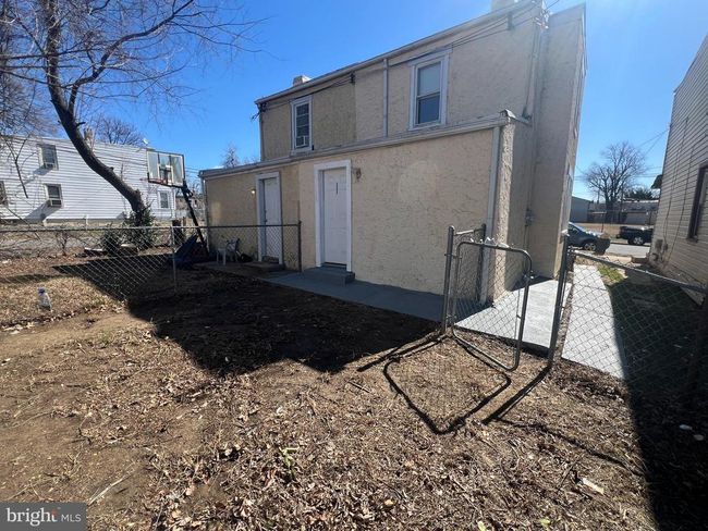 3502 W 4 Th St, Home with 3 bedrooms, 1 bathrooms and null parking in MARCUS HOOK PA | Image 17