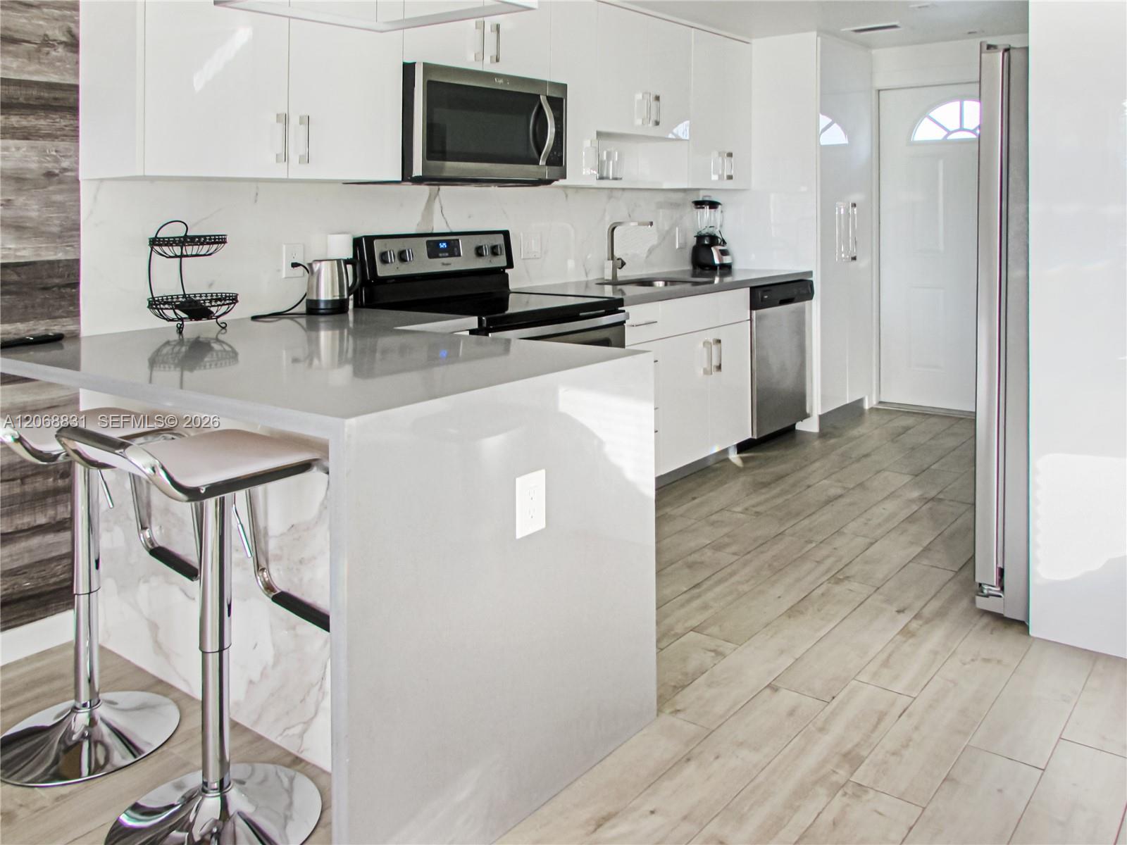 Residential Lease in Miami Shores 5