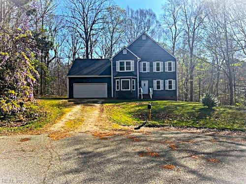 8 Sumner Ct, Toano, VA, 23168-9044 | Card Image