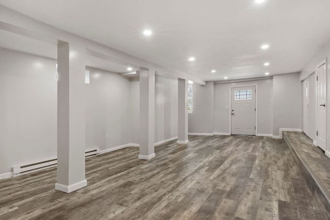1 - 31 Farnum Pike, Condo with 3 bedrooms, 2 bathrooms and 2 parking in Smithfield RI | Image 21
