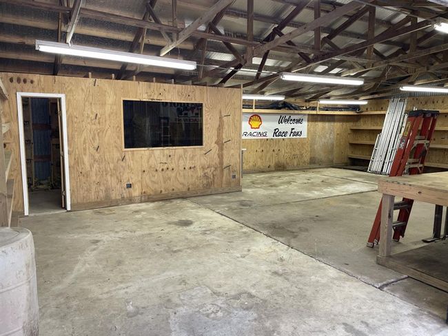 20756 Oakshade Dr, House other with 5 bedrooms, 2 bathrooms and 4 parking in New Caney TX | Image 13