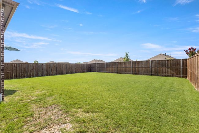 View of fenced​​‌​​​​‌​​‌‌​‌‌​​​‌‌​​‌‌​‌​​​​​‌ backyard | Image 27