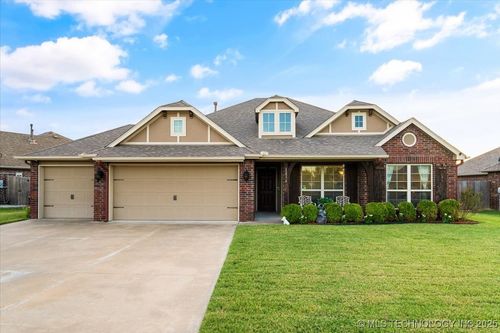 12974 N 124th East Pl, Collinsville, OK, 74021-7171 | Card Image