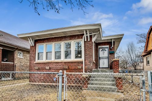 10510 S State St, CHICAGO, IL, 60628-2639 | Card Image