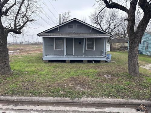 1006 9th St, Galena Park, TX, 77547-3126 | Card Image