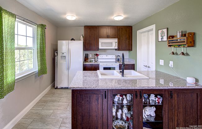 6015 Cornwall Dr, House other with 5 bedrooms, 4 bathrooms and null parking in Spring Branch TX | Image 34
