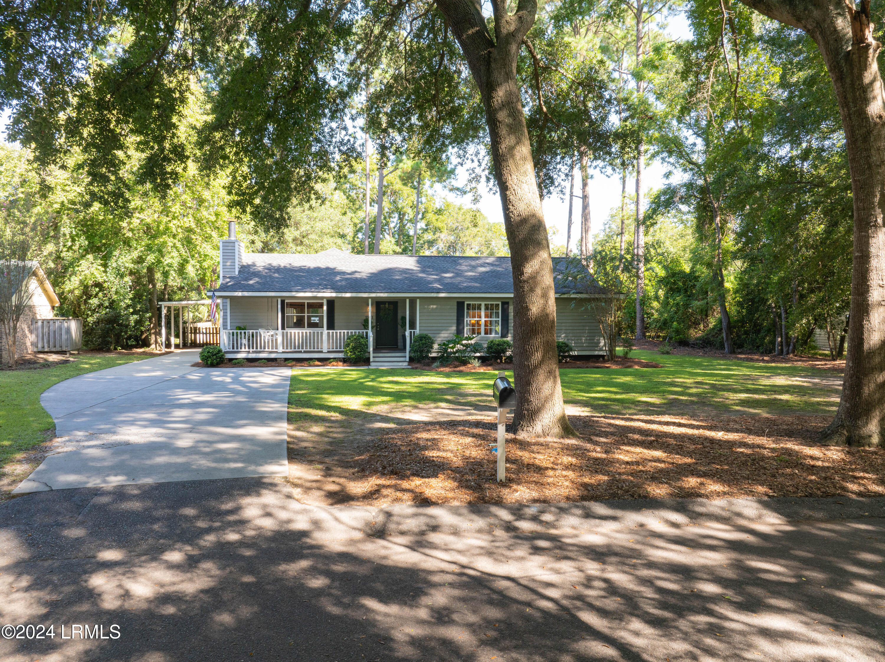 Pleasant Farm Dr, Beaufort, SC 29906