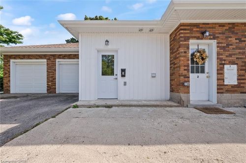3-132 Merner Ave, Kitchener, ON, N2H1X8 | Card Image