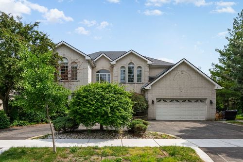 201 E White Oak St, Arlington Heights, IL, 60005-3270 | Card Image