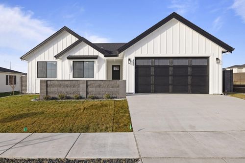 2951X W Hallett Rd, Medical Lake, WA, 99022 | Card Image